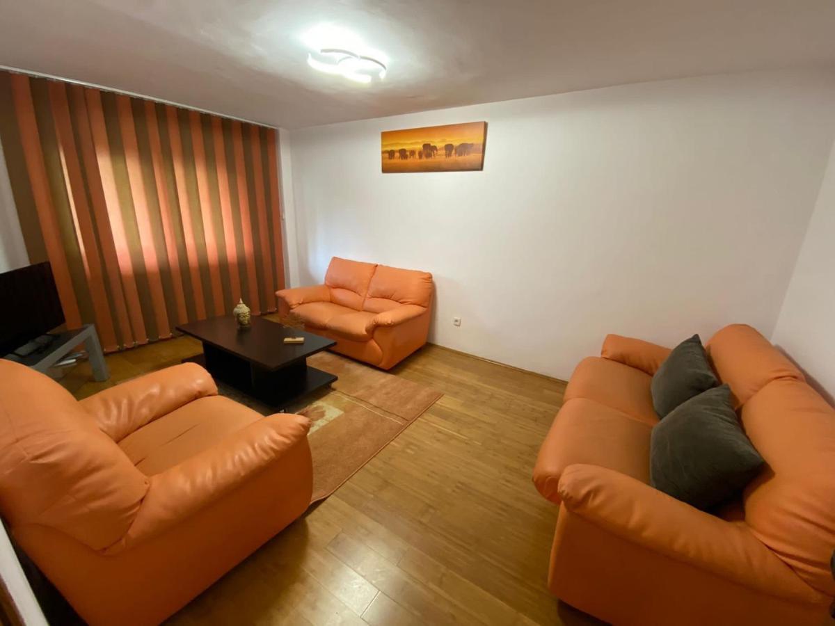 Jad - Familiy 4 Rooms Apartment - Near Forest And Historic Center - Racadau Brașov Exterior foto