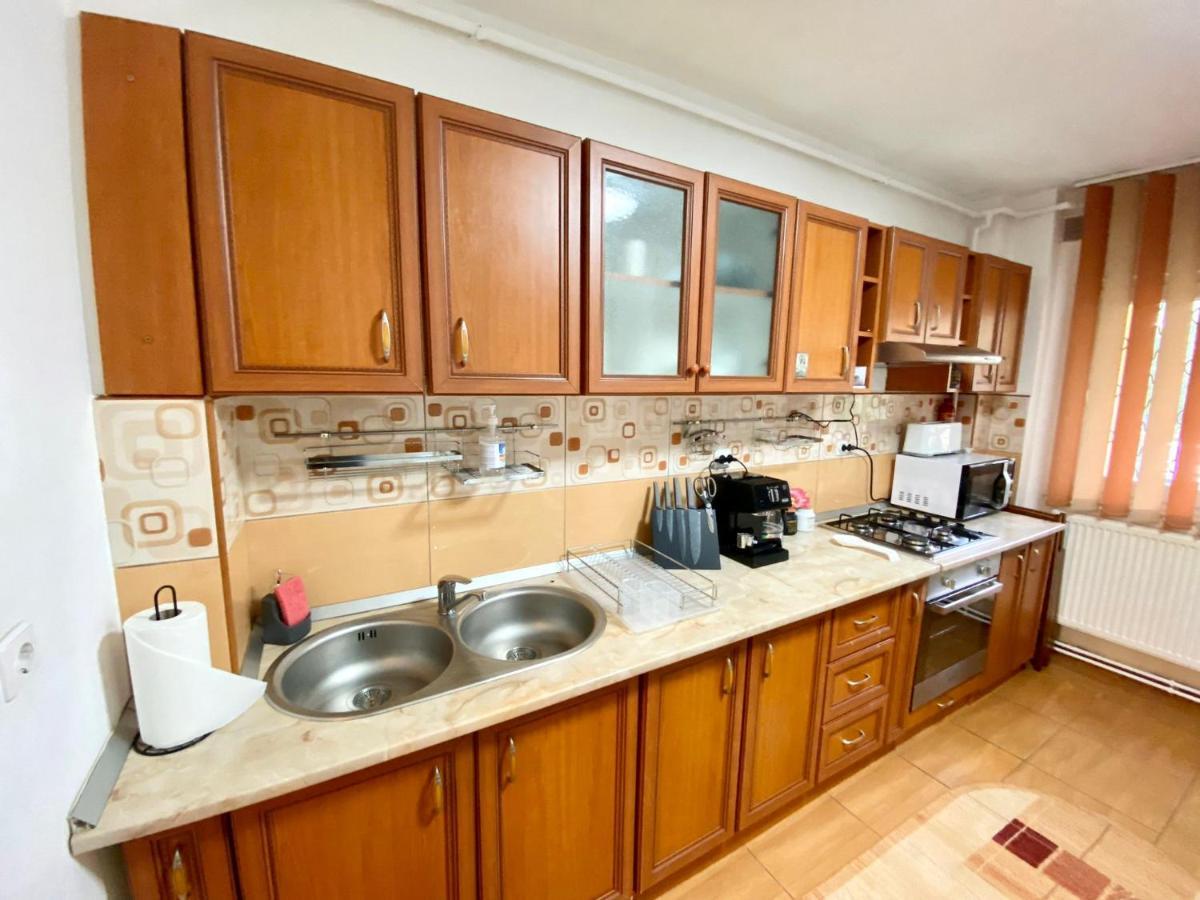 Jad - Familiy 4 Rooms Apartment - Near Forest And Historic Center - Racadau Brașov Exterior foto