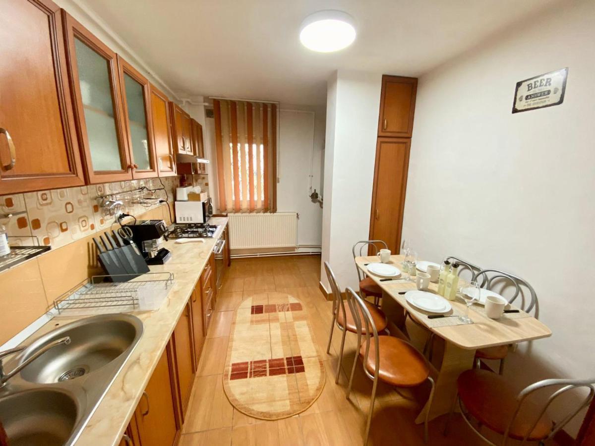 Jad - Familiy 4 Rooms Apartment - Near Forest And Historic Center - Racadau Brașov Exterior foto